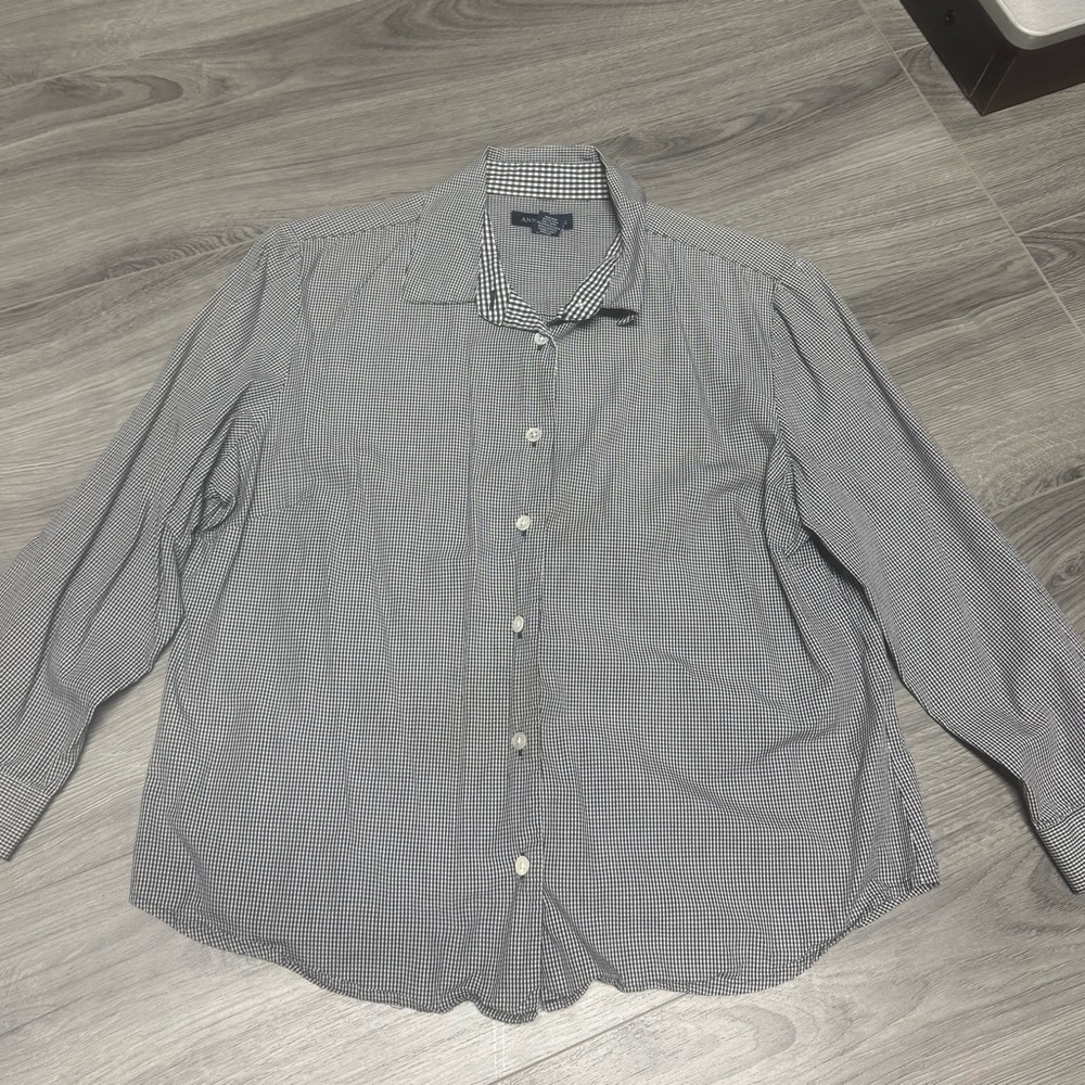 Ann Taylor Gray Casual Button Down Shirt